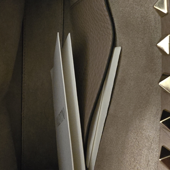 Valentino Rock stud Flip Lock Crossbody/Shoulder Bag - Picture 3 of 9